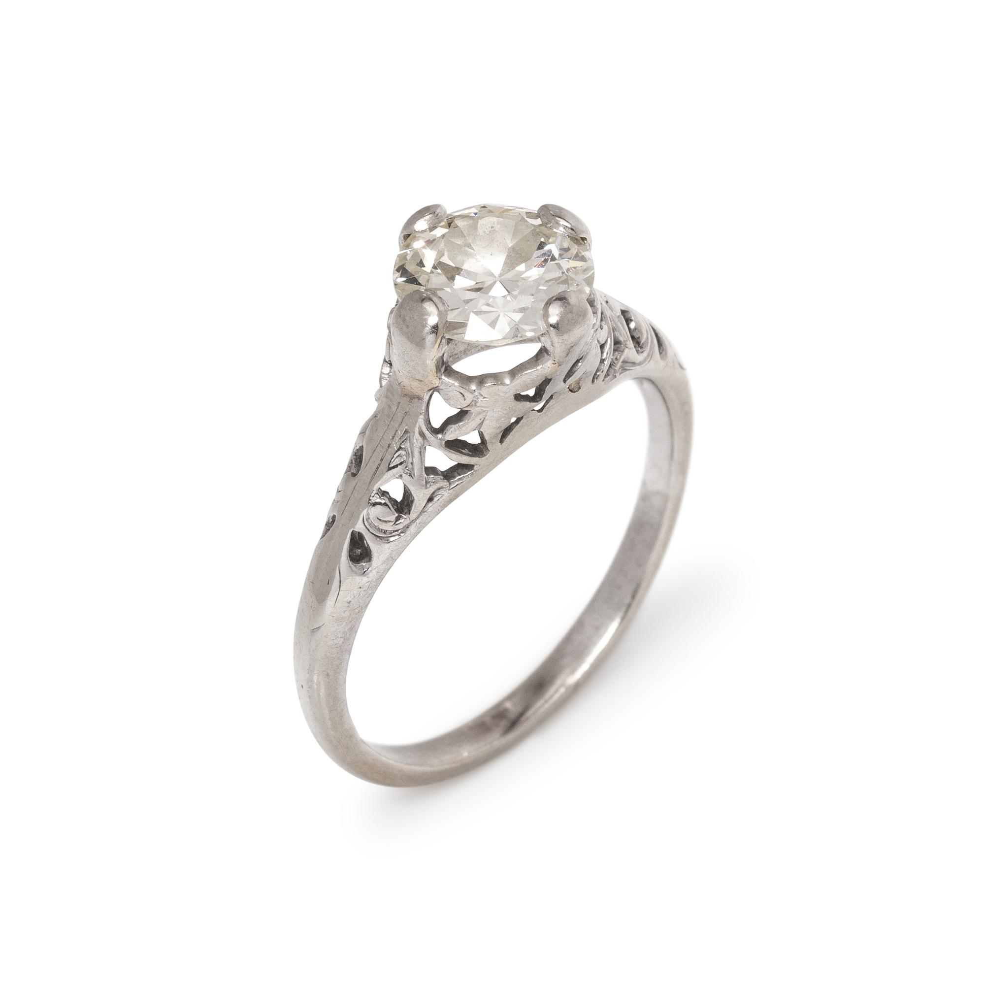 ANTIQUE, DIAMOND RING
