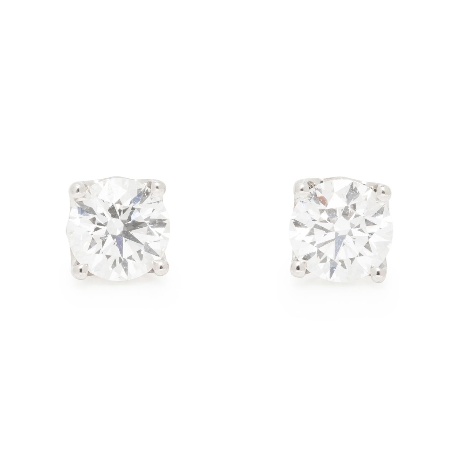 DIAMOND STUD EARRINGS