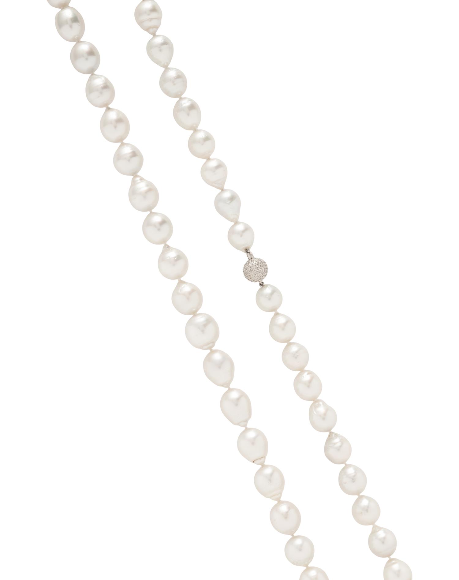 BAROQUE CULTURED PEARL AND DIAMOND NECKLACE