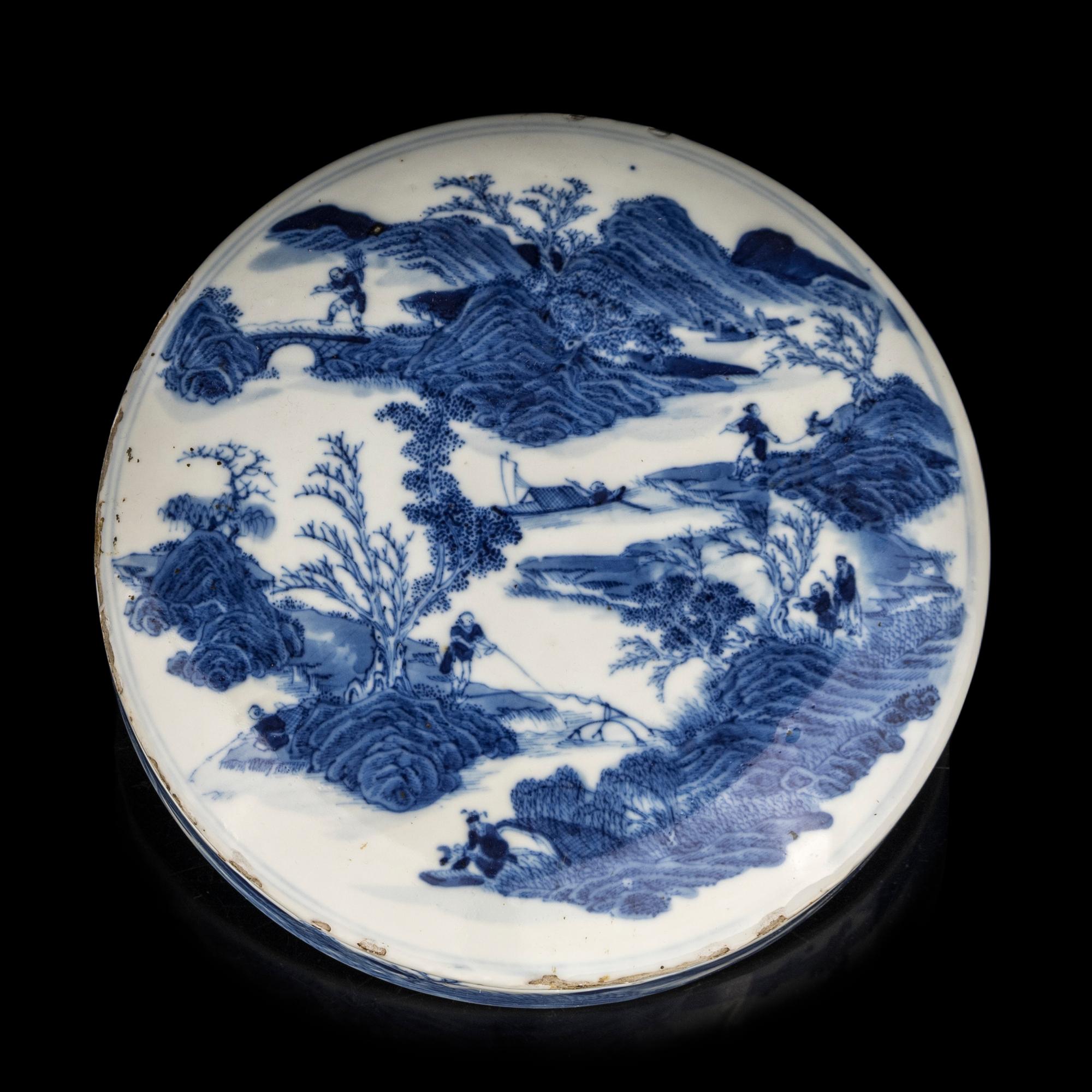 Three Chinese Export Blue and White Porcelain Covered Jars