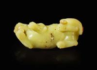 A Chinese yellow jade mythical beast 黃玉瑞獸