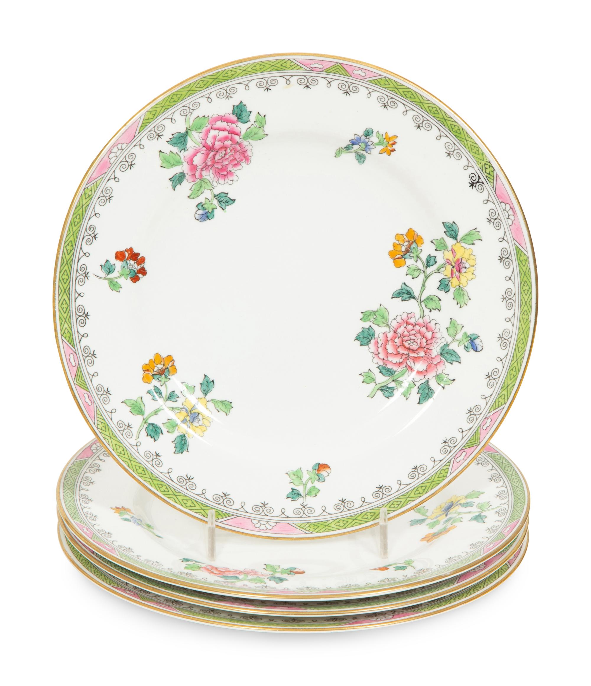 A Spode Copeland Porcelain Peony Chinoiserie Dinner Service