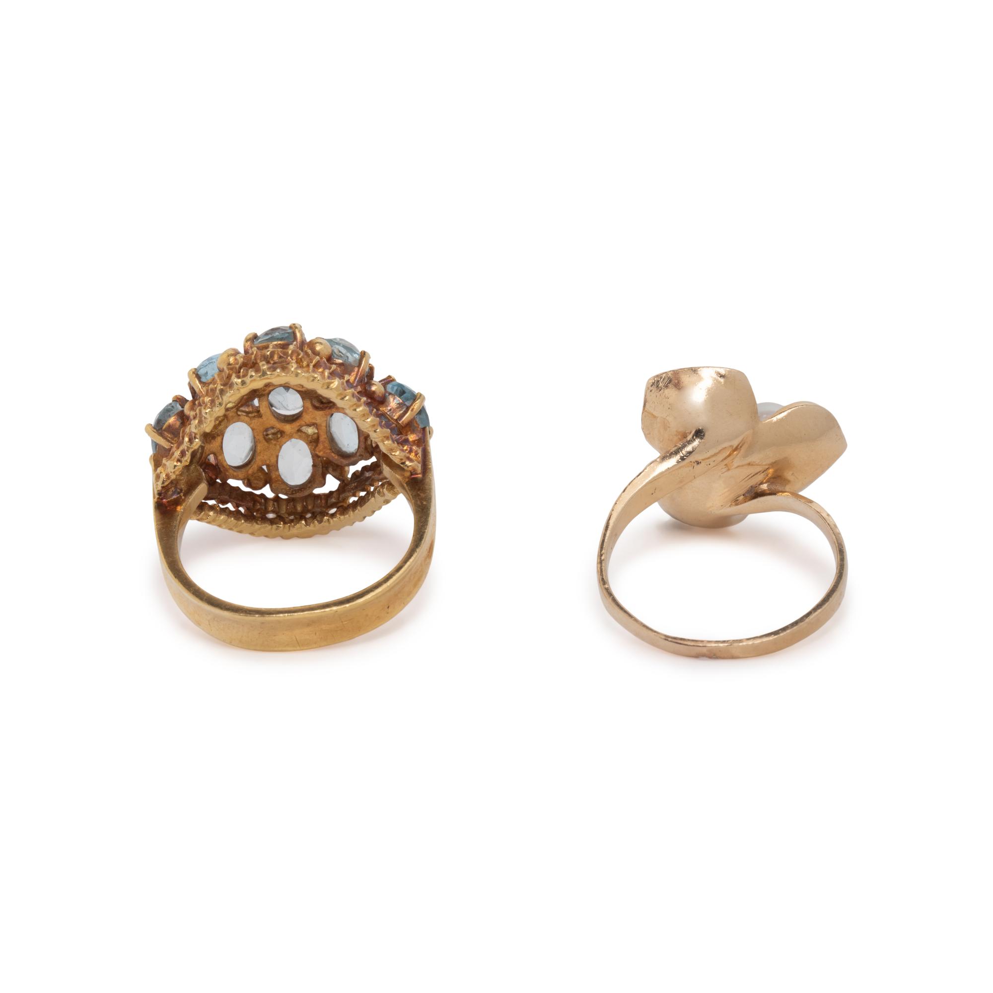 COLLECTION OF YELLOW GOLD AND GEMSTONE RINGS