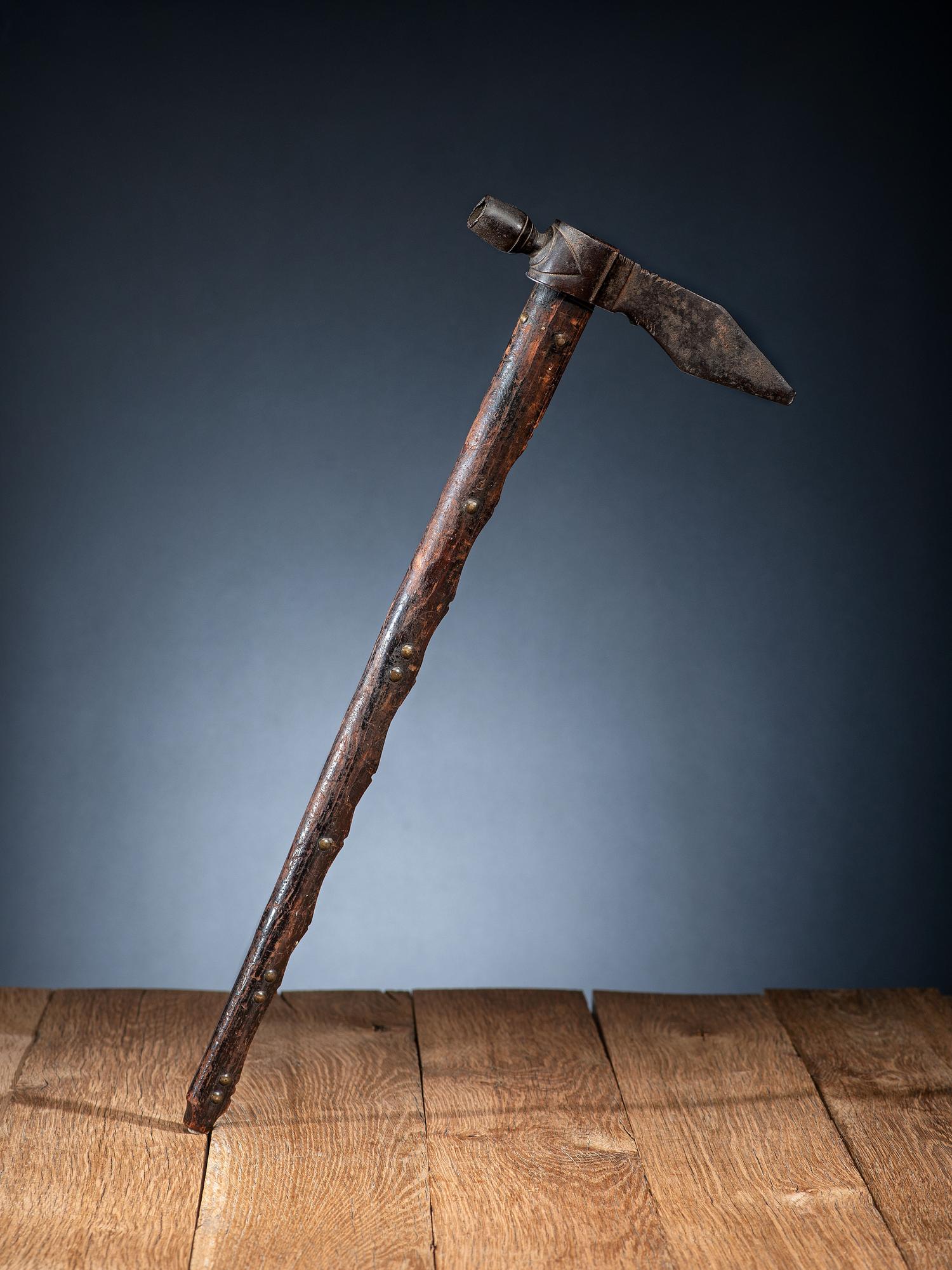 Western Plains Pipe Tomahawk, with Modified Head