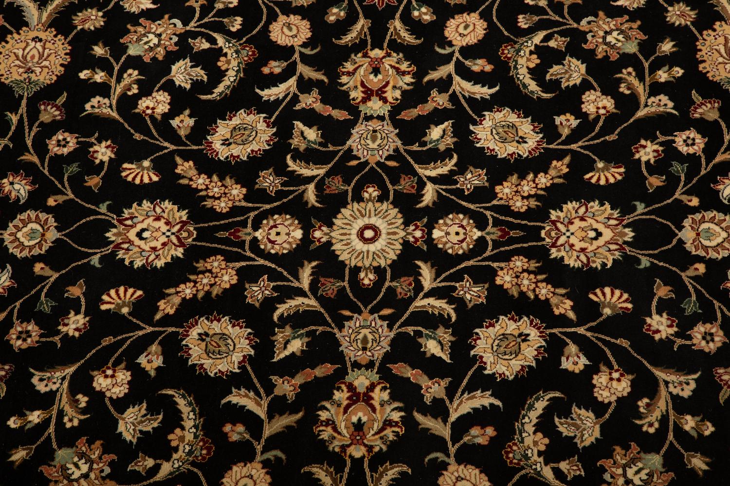 An Indian Kashan Design Wool Rug — 20TH CENTURY