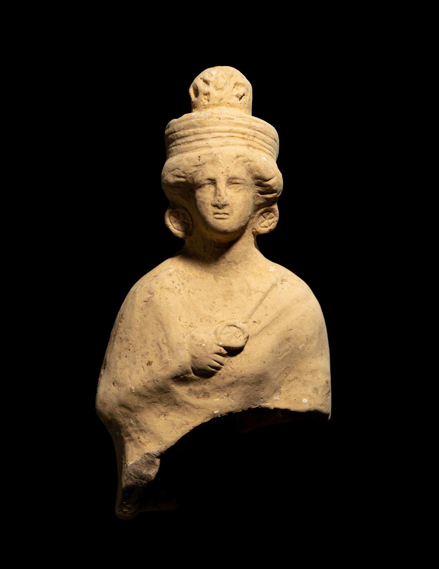 A Hellenistic Terracotta Fragment of a Female Figure