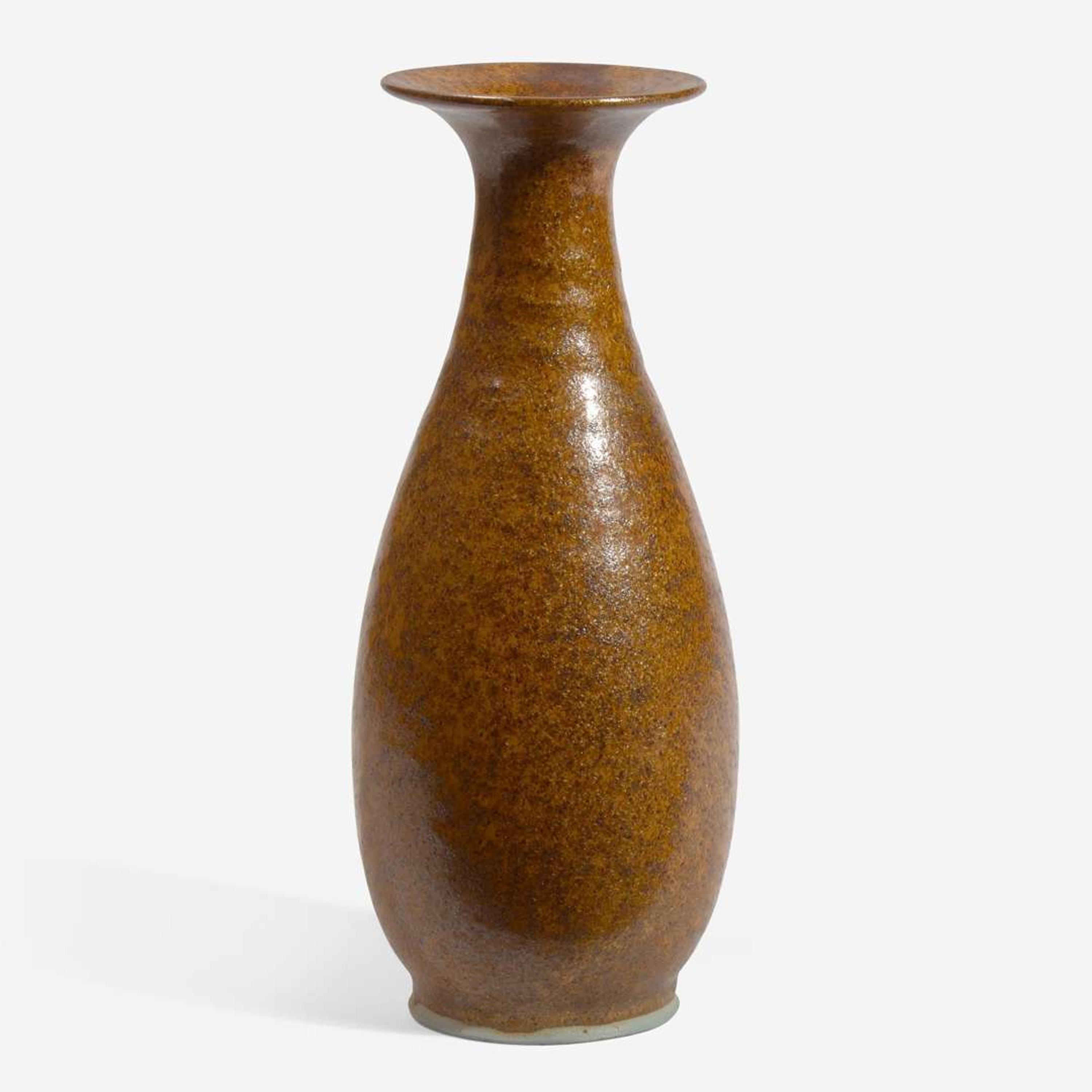 Brother Thomas Bezanson (Canadian-American, 1929-2007) Three Porcelain Vases, USA, circa last quarter 20th century