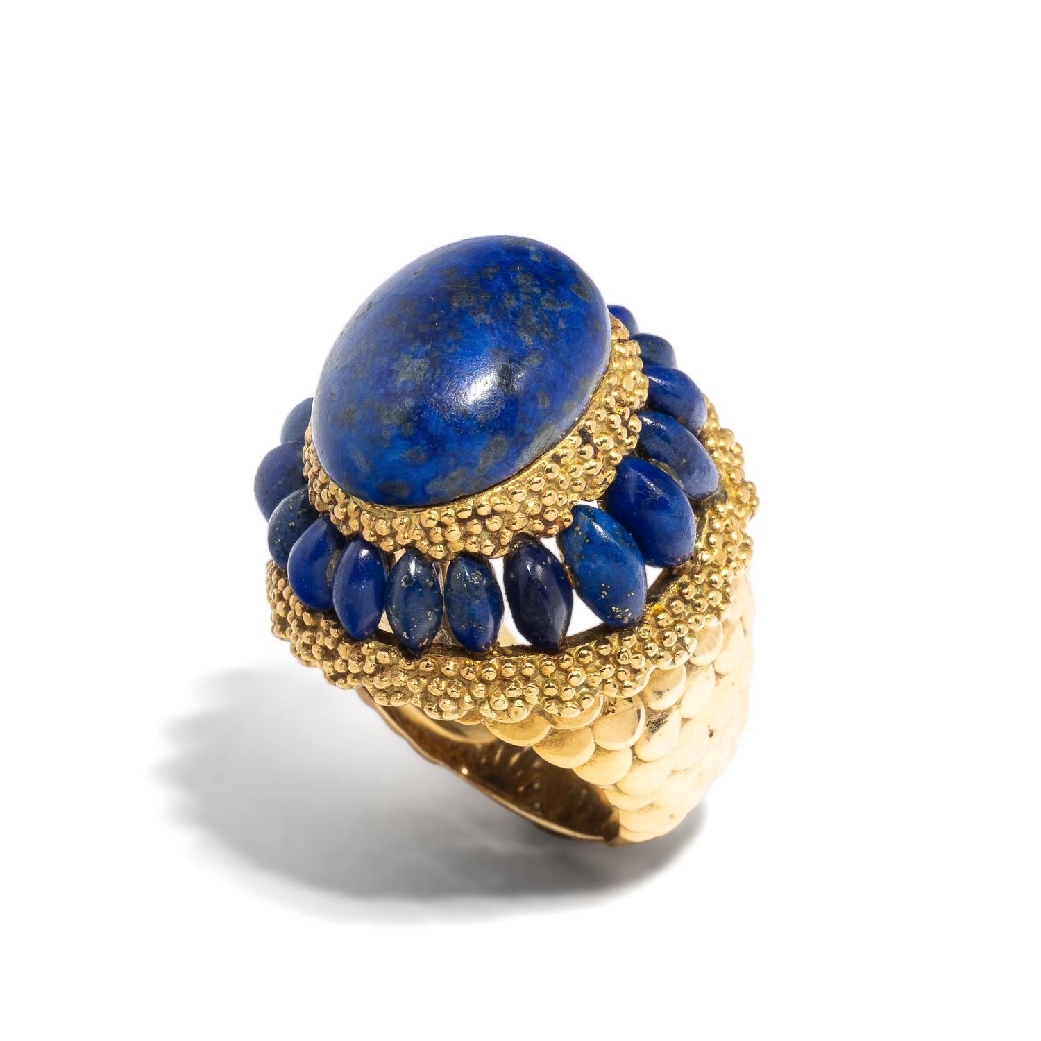 LAPIS LAZULI AND YELLOW GOLD RING