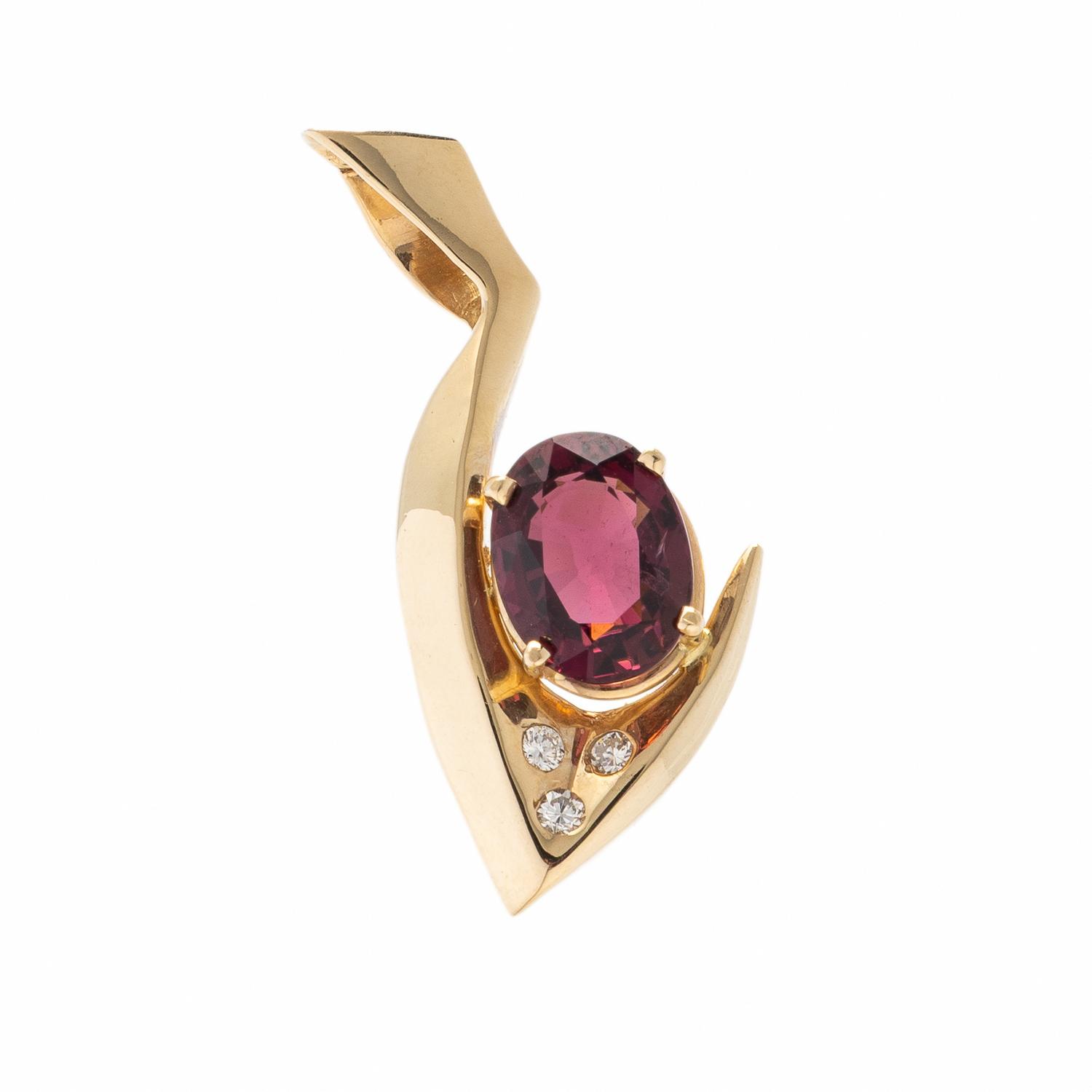 Tourmaline, Diamond, and Yellow Gold Pendant