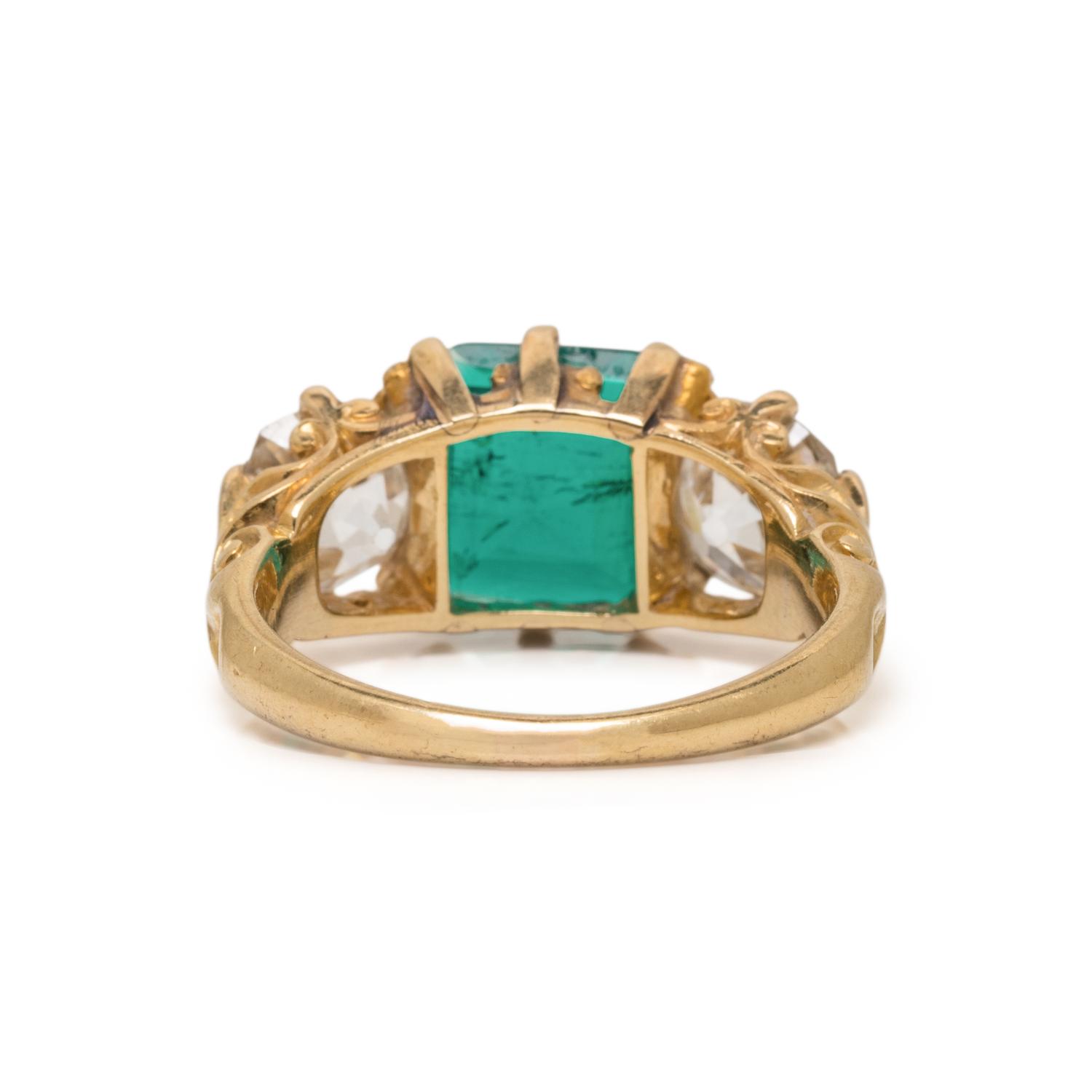 COLOMBIAN EMERALD AND DIAMOND RING
