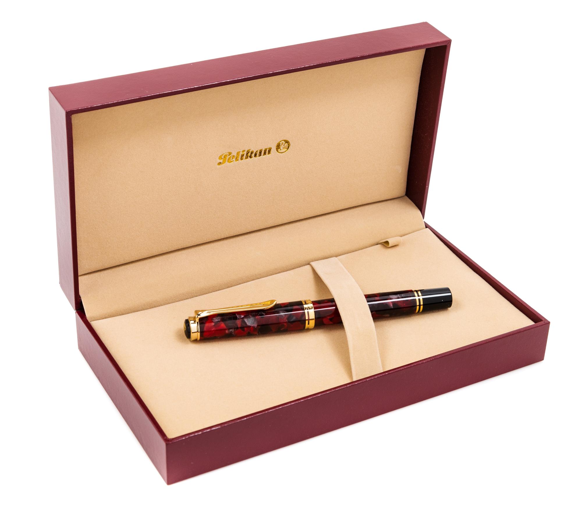 A Pelikan Souveran City Line: Madrid Special Edition Fountain Pen