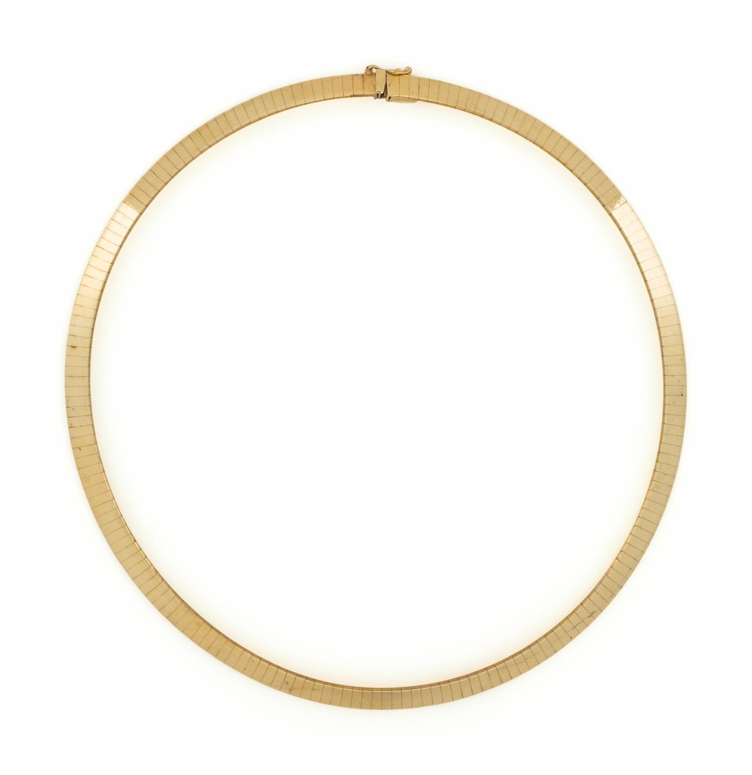 DIAMOND, RUBY, AND YELLOW GOLD PENDANT NECKLACE