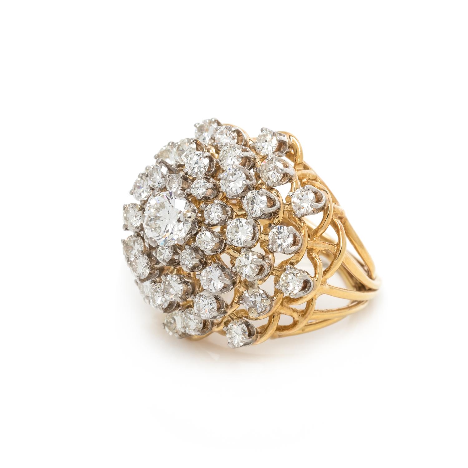 DIAMOND CLUSTER RING