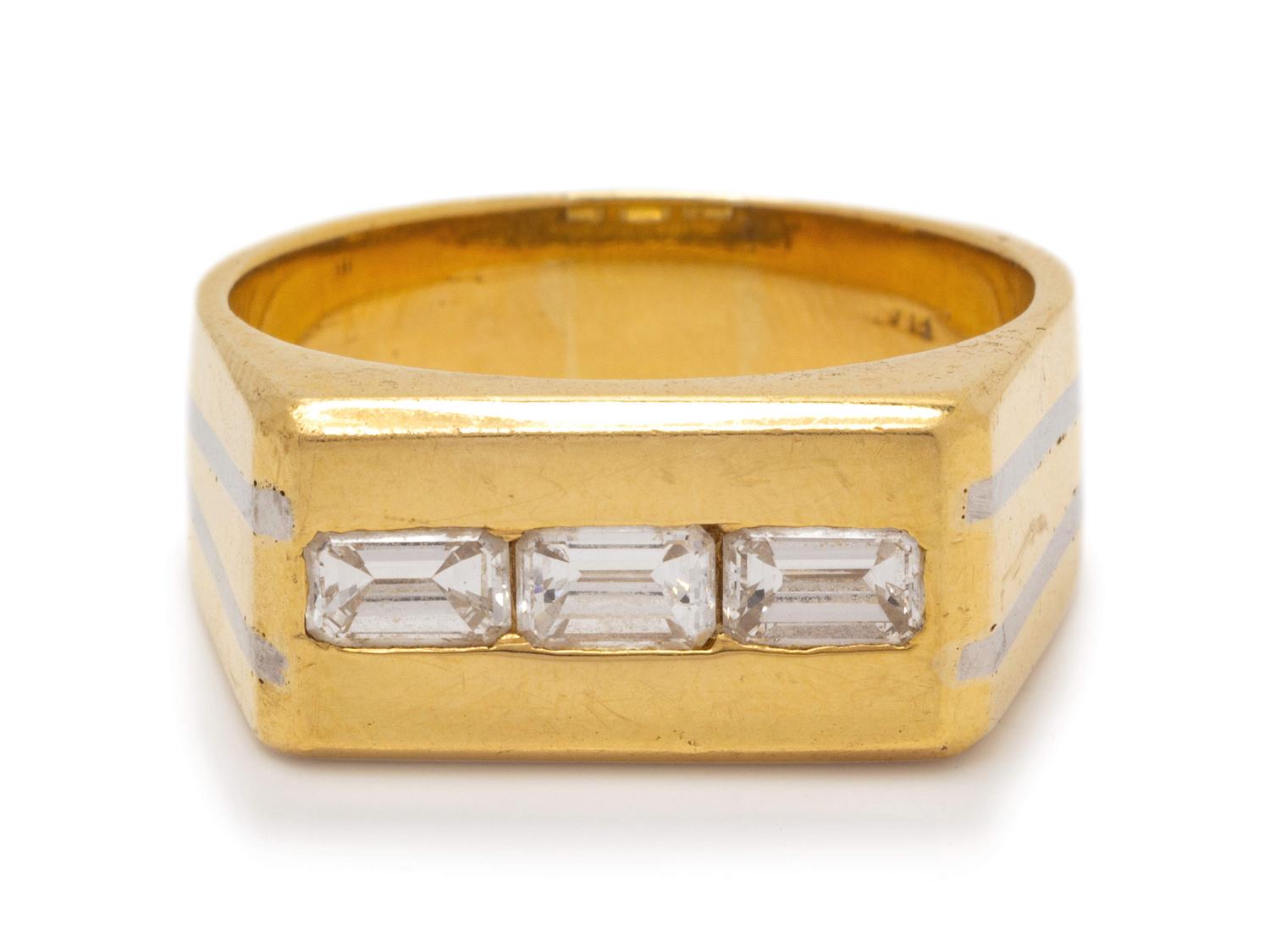 An 18 Karat Yellow Gold, Platinum and Diamond Ring,