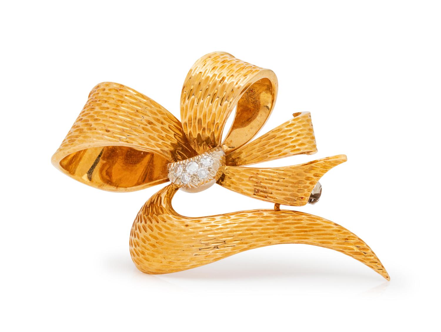 YELLOW GOLD AND DIAMOND BOW BROOCH