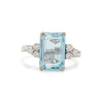 AQUAMARINE AND DIAMOND RING