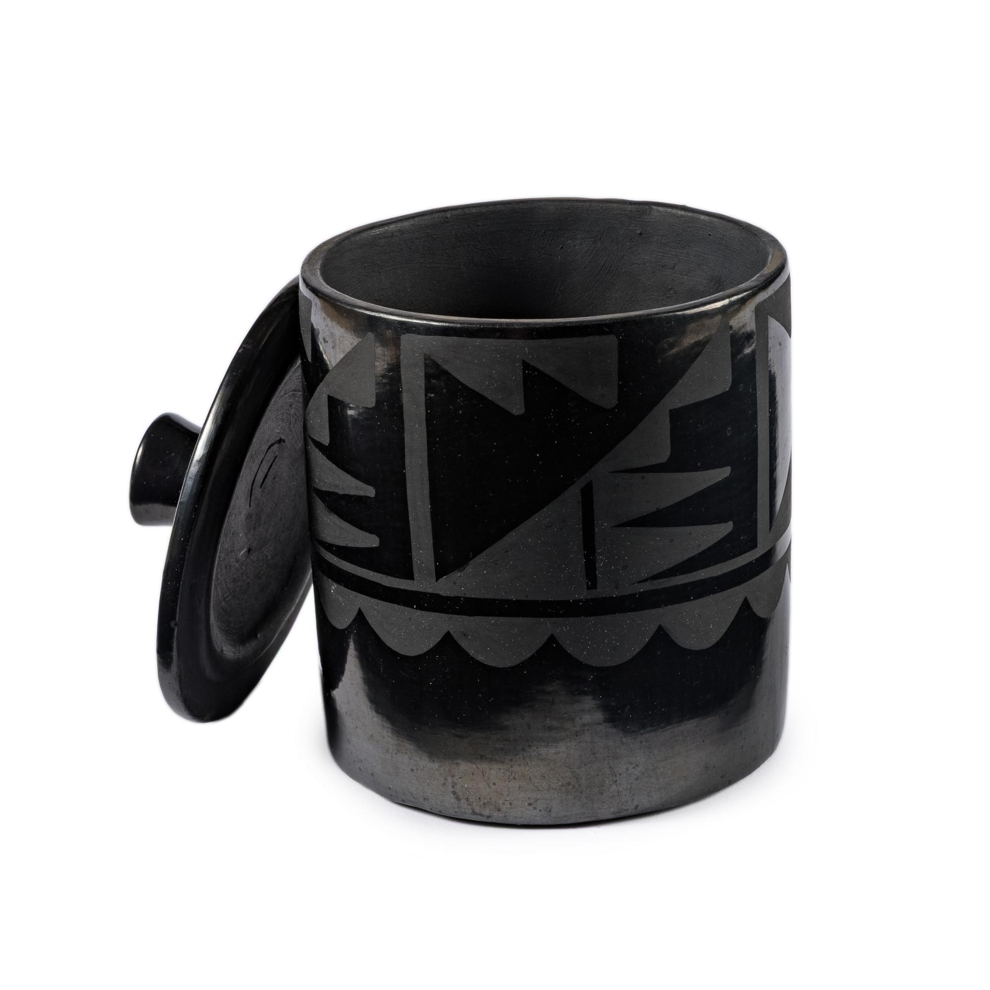 Maria Martinez (San Ildefonso, 1887-1980) — Blackware Pottery Lidded Container 1923-1925