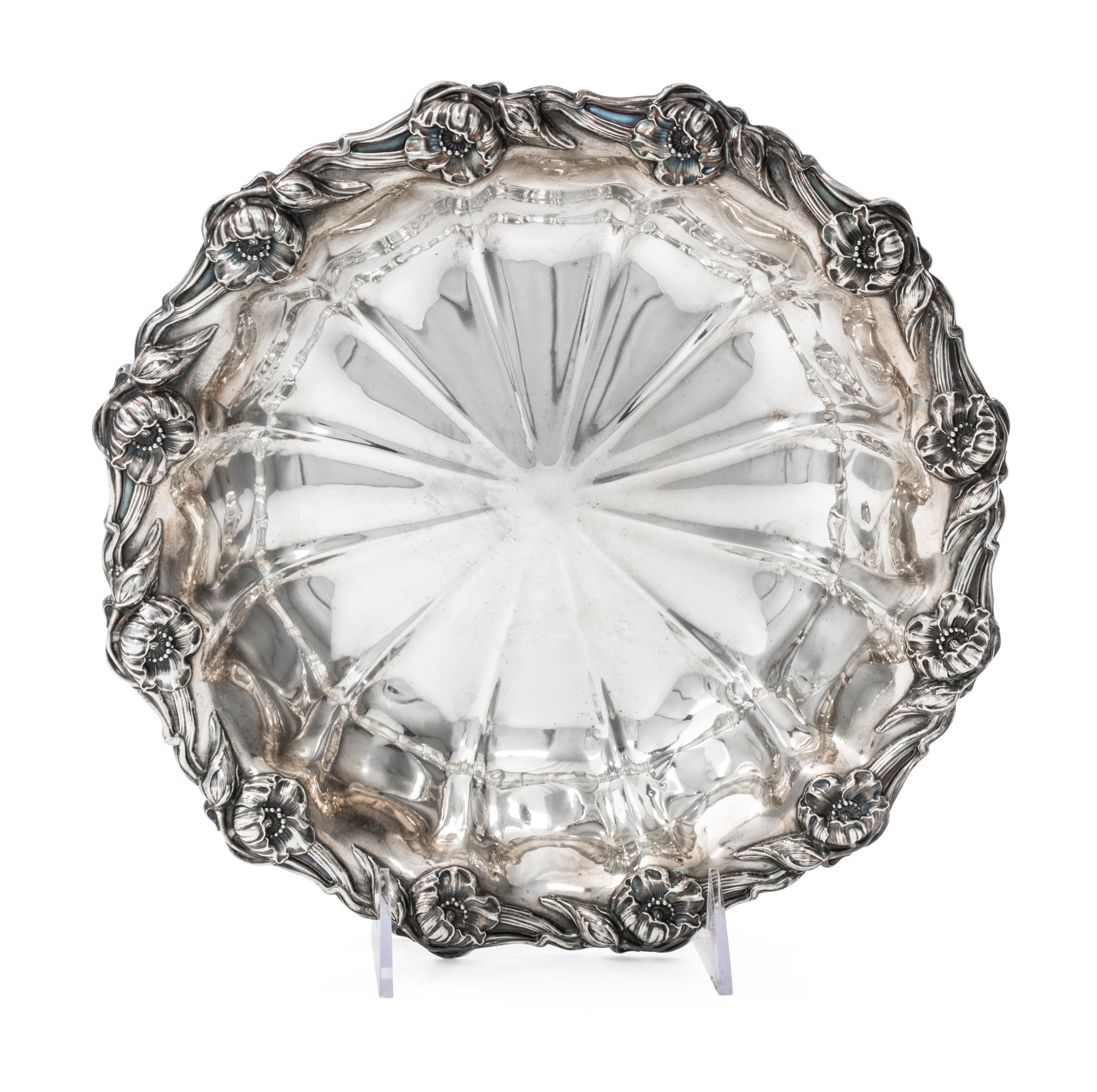 An American Art Nouveau Silver Bowl, Unger Brothers, Newark, NJ, of shaped circular form with an applied poppy border.