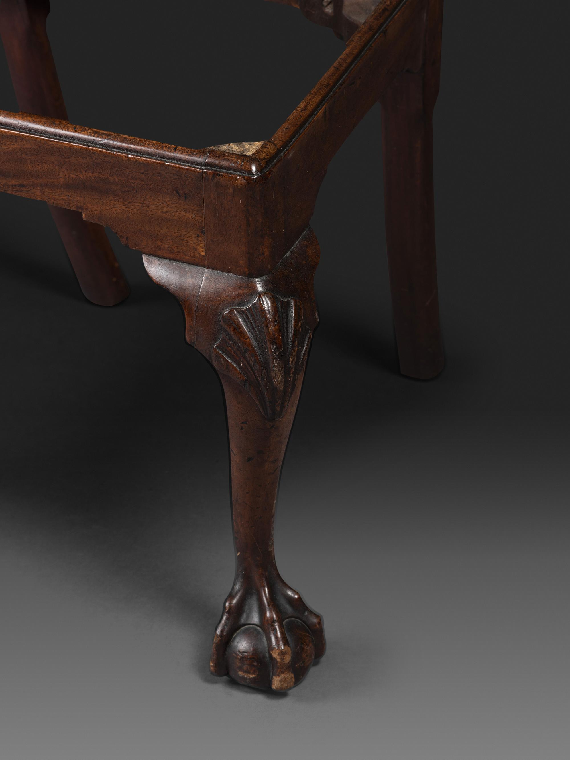 A Chippendale Shell Carved Walnut Claw-and-Ball Foot Side Chair