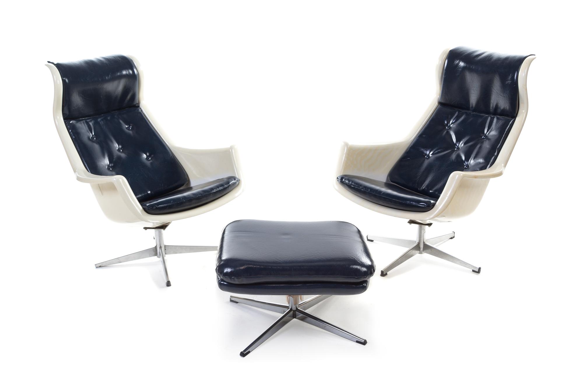 Alf Svensson and Yngve Sandstrom, DUX, 1970s, a pair of Galaxy chairs, with one ottoman