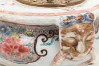 A Famille Rose Porcelain Ink Stand