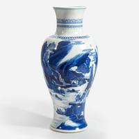 A Chinese blue and white porcelain baluster vase
