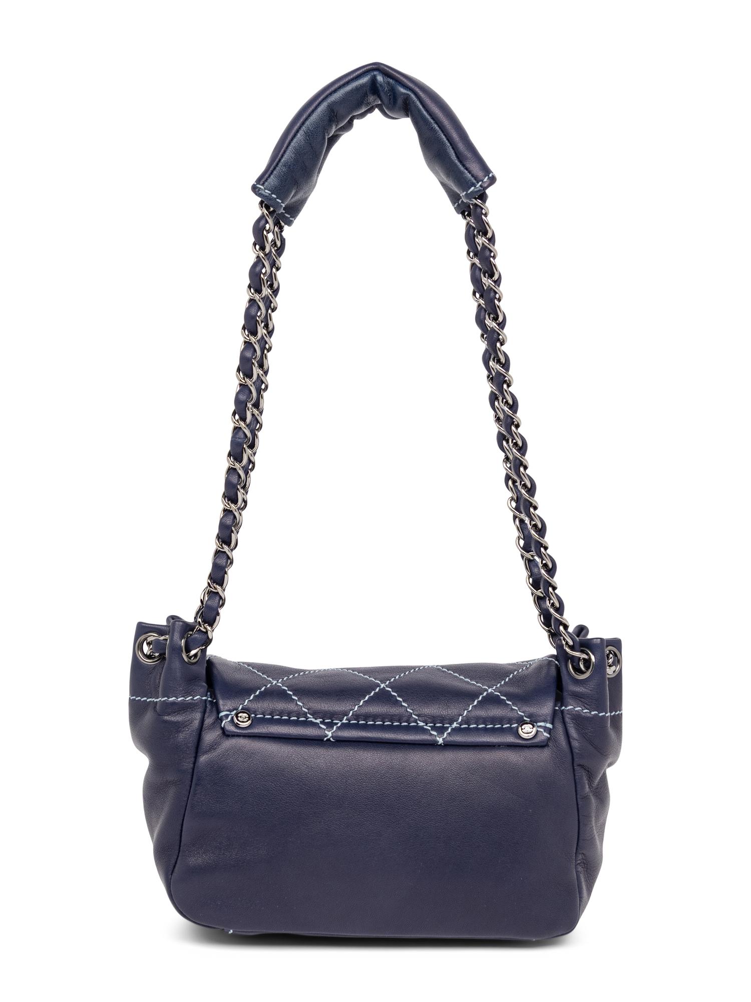 CHANEL, NAVY SURPIQUE SMALL FLAP BAG
