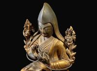 A Tibeto-Chinese gilt bronze seated figure of Tsong Khapa, 18th century 藏傳佛教宗喀巴銅鎏金像 十八世紀