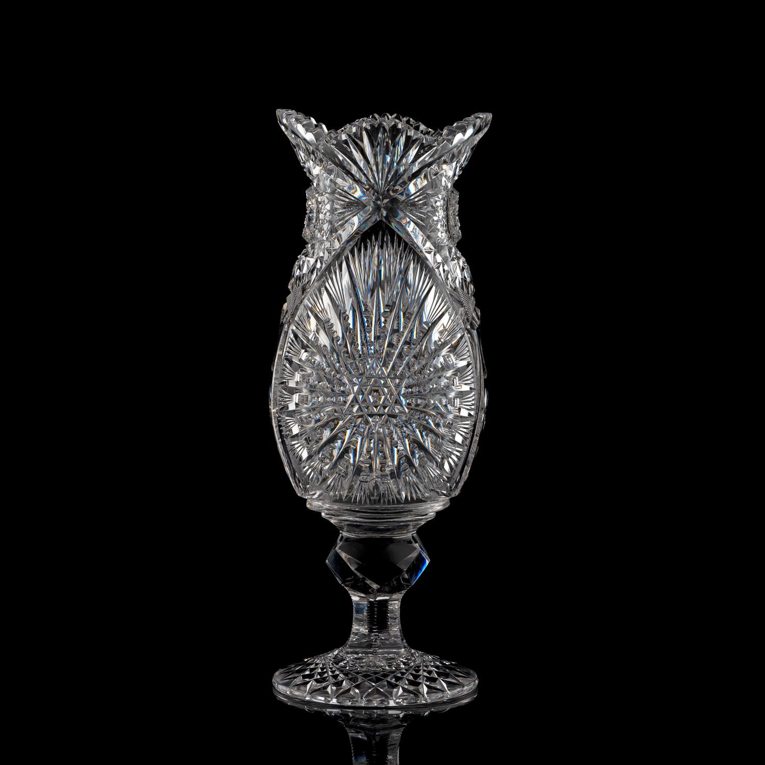 A Brilliant-Period Cut Glass Pedestal Vase with a Lapidary-Cut Knob