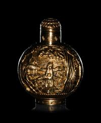 A 22K Yellow Gold Snuff Bottle