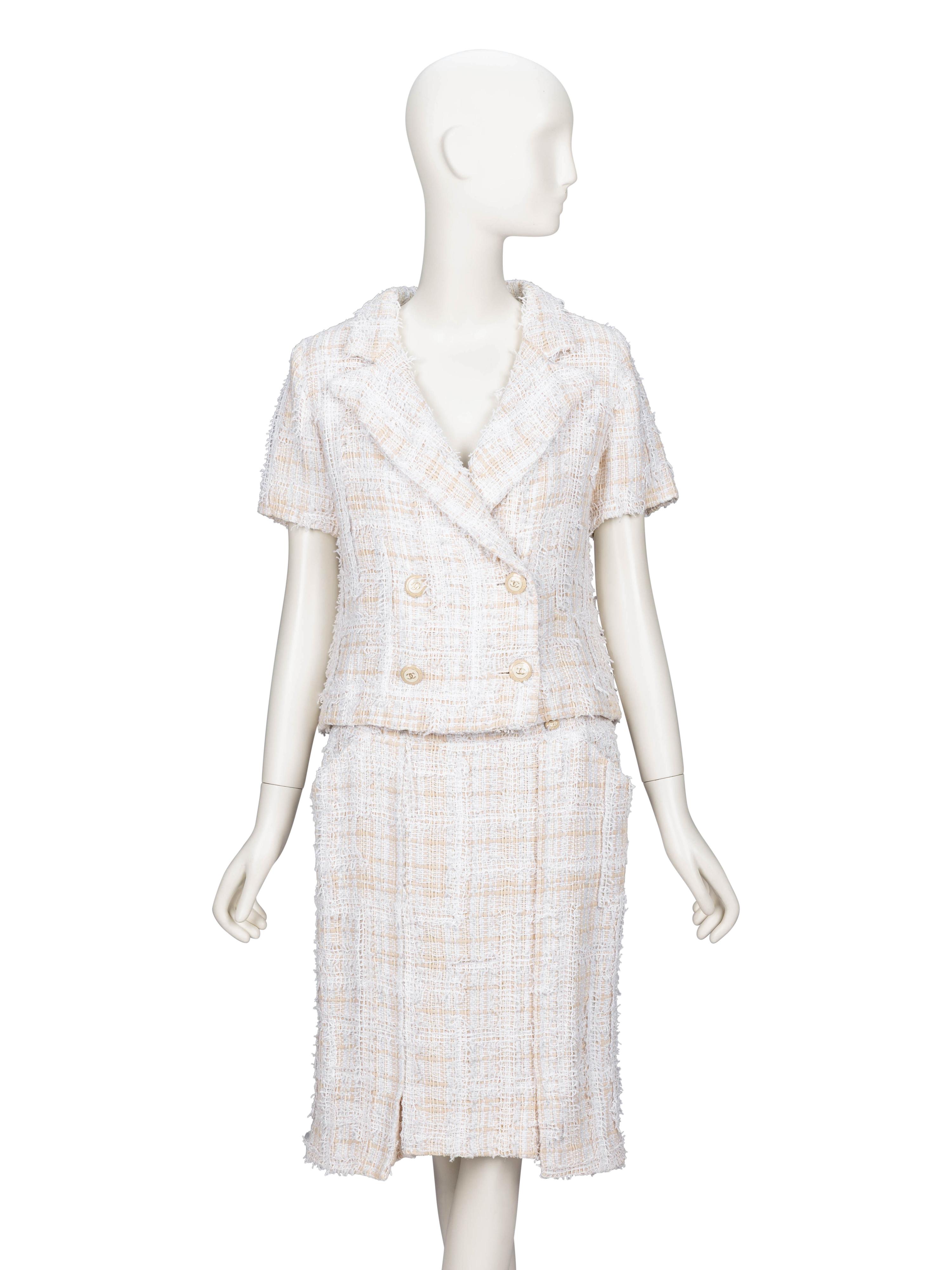 Chanel, White Tweed Short-Sleeve Skirt Suit