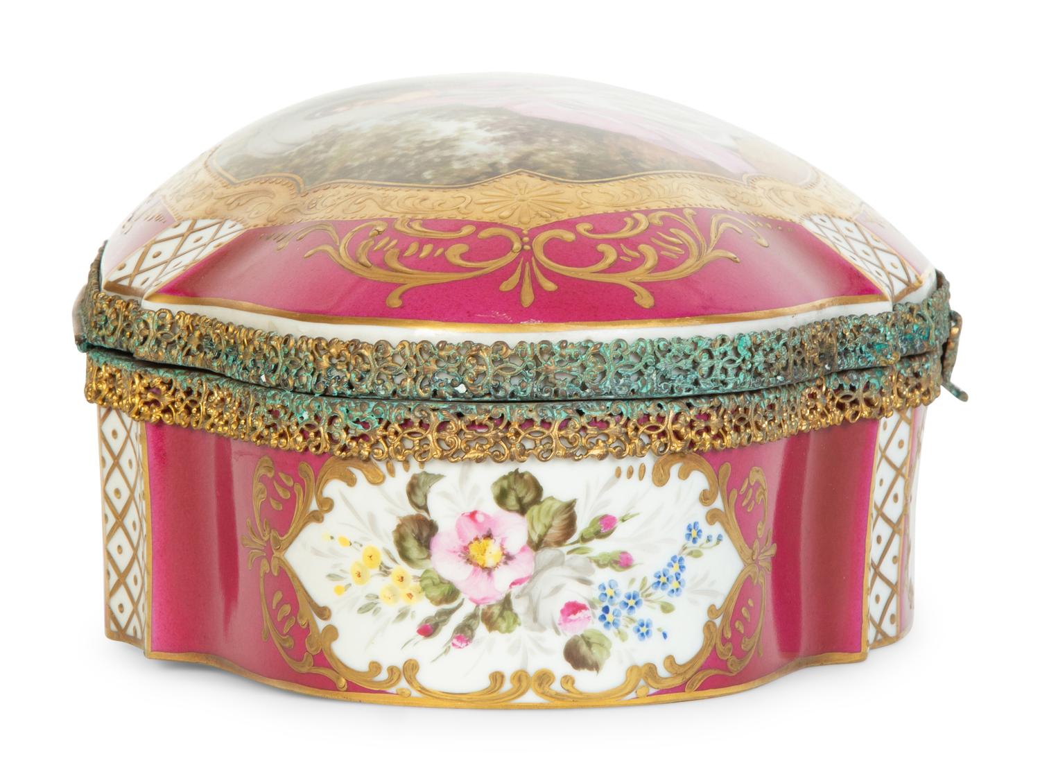 A Sèvres Style Porcelain Table Casket