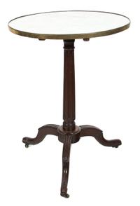 A George IV Mahogany Tilt Top Table Height 30 x diameter 21 3/4 inches. — ENGLISH, CIRCA 1815