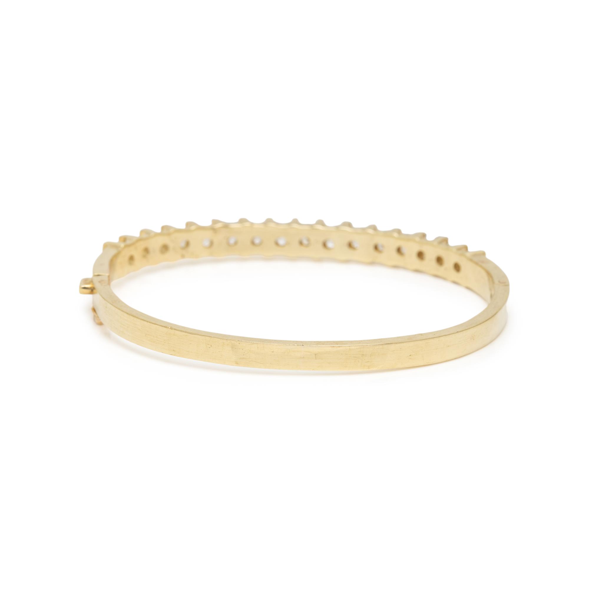 YELLOW GOLD AND DIAMOND BANGLE BRACELET