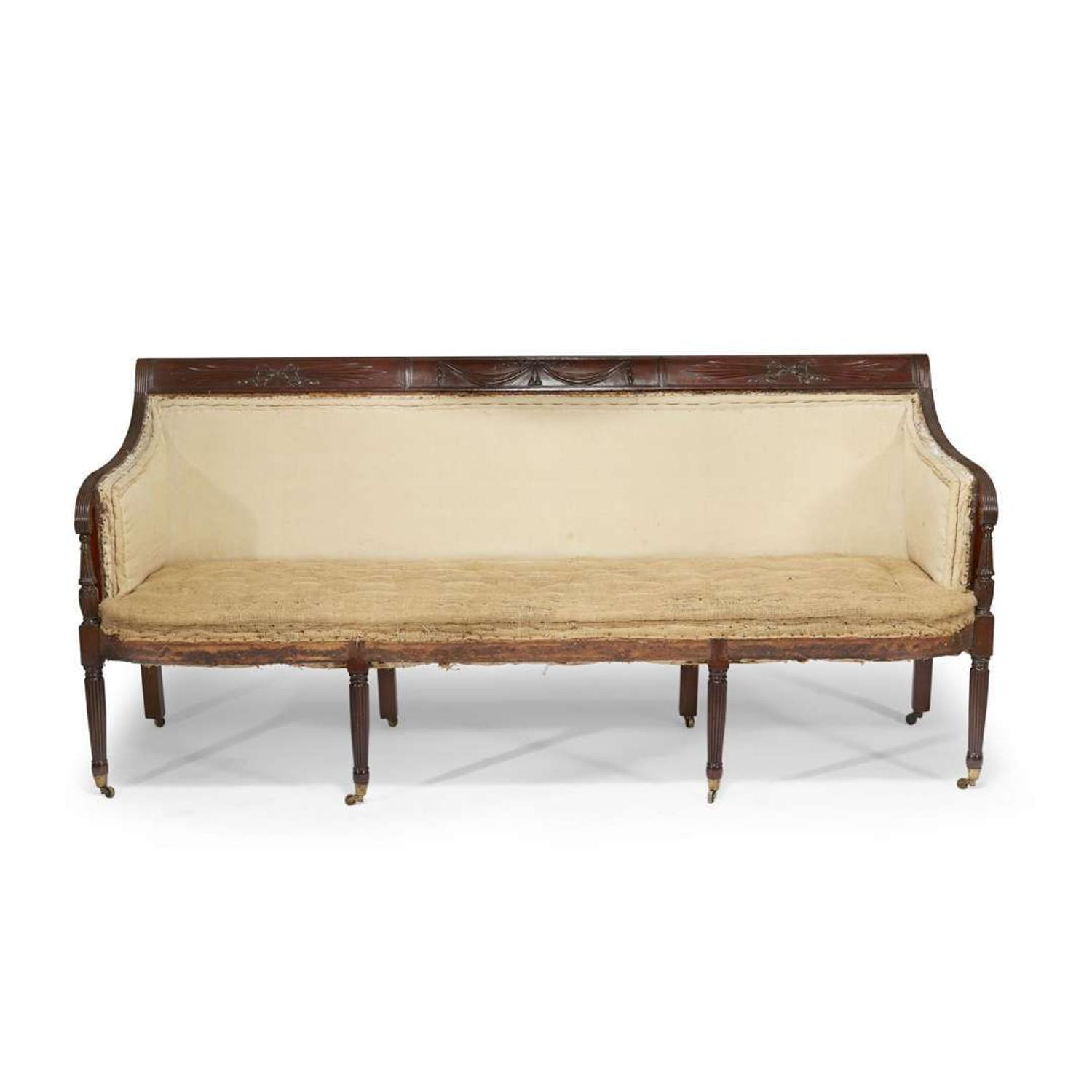 Federal carved mahogany sofa School of Duncan Phyfe (1768-1854), New York, NY, circa 1800