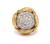 A Bicolor Gold and Diamond Ring, 9.20 dwts.