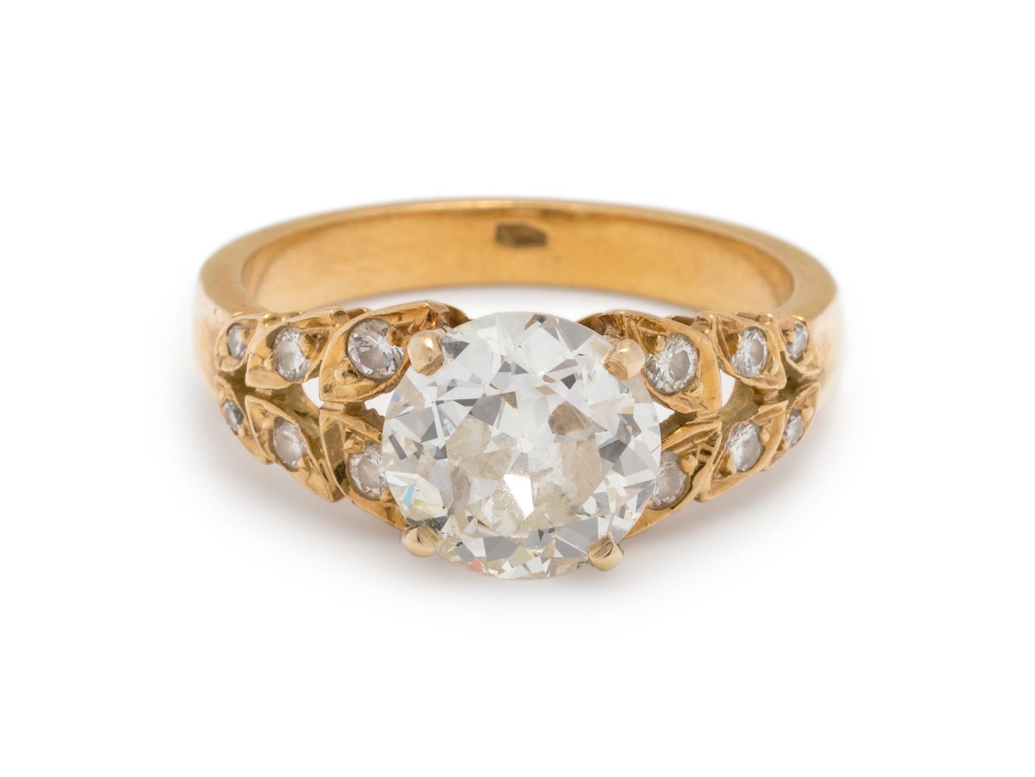 DIAMOND RING