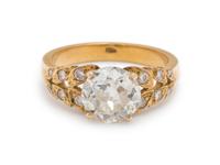 DIAMOND RING