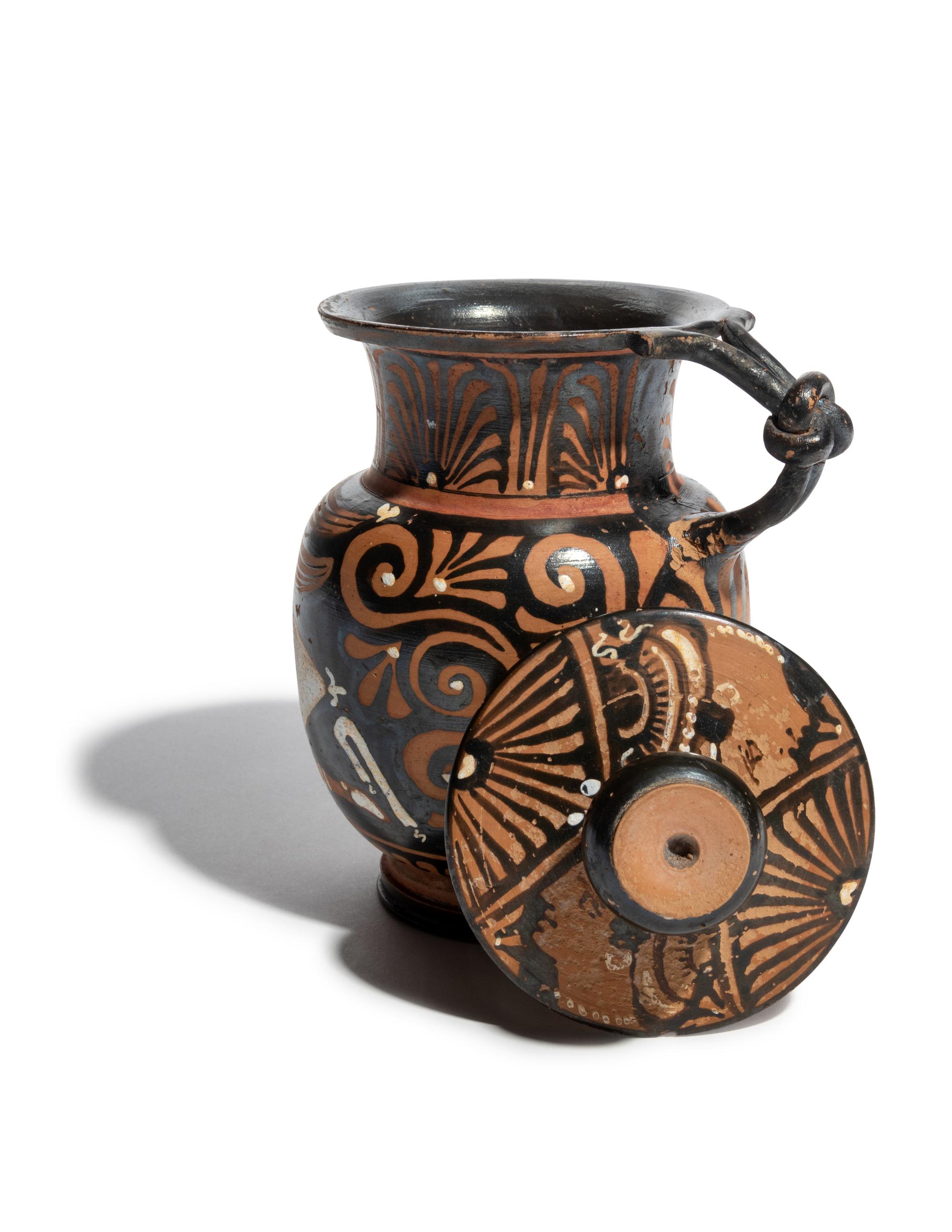 An Apulian Red-Figured Lidded Mug