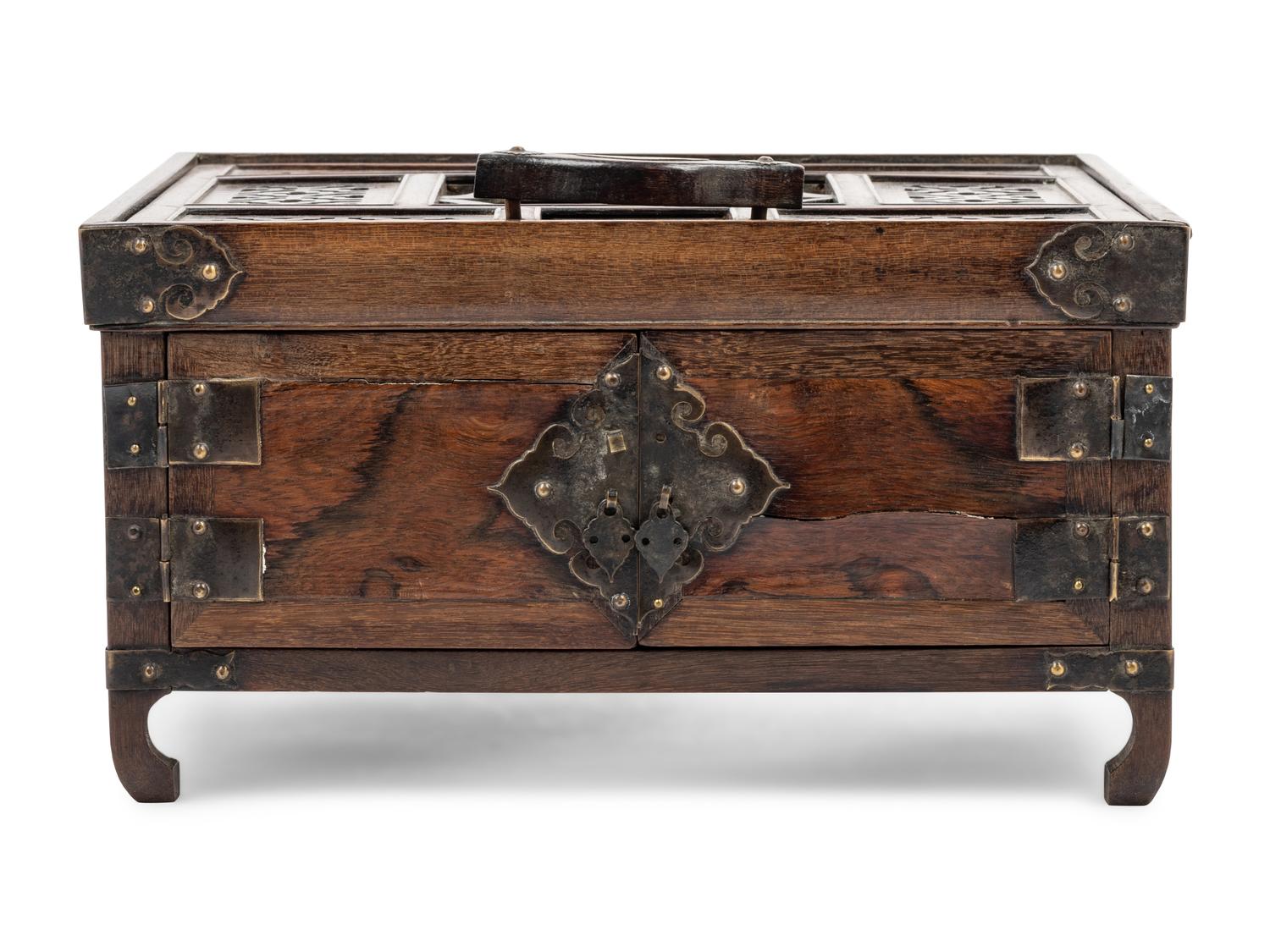 A Chinese Jichimu Mirror Stand
