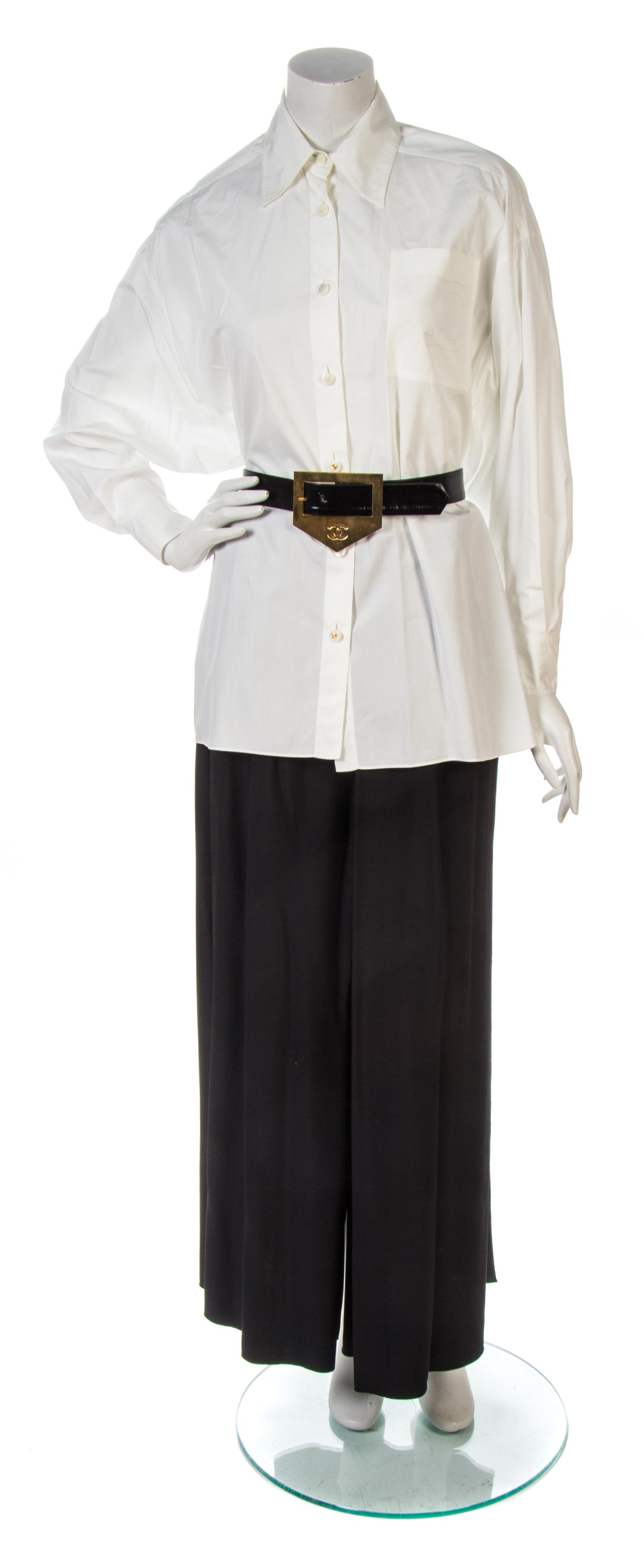 A Chanel Black and White Pant Ensemble, Top size 38.