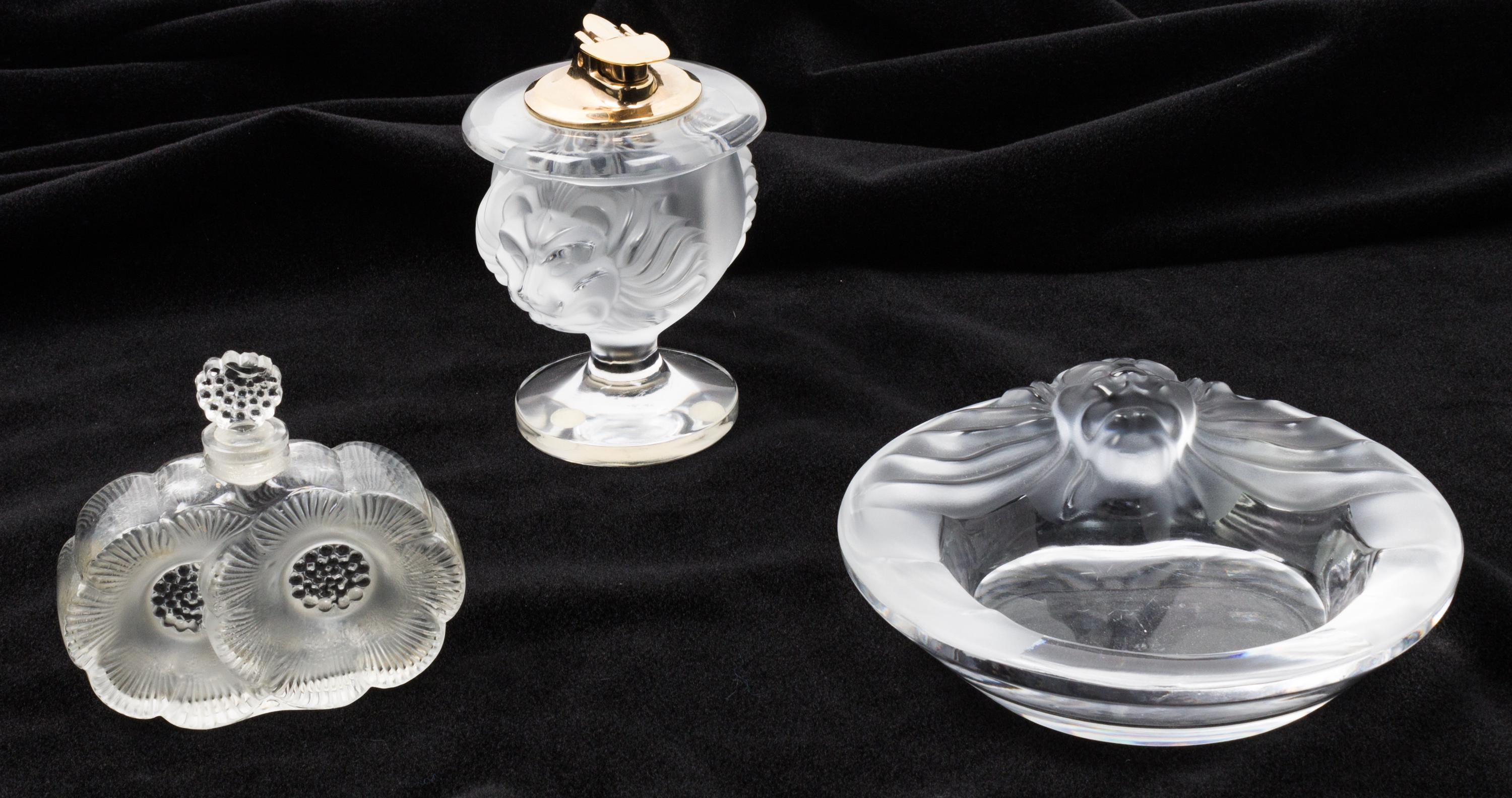 A Lalique Smoking Set Diameter of largest 6 inches. — SECOND HALF 20TH CENTURY