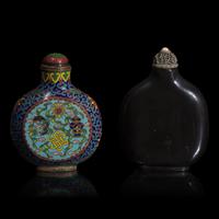 Two Chinese Snuff Bottles, 19th-early 20th Century 晚清民國 鼻煙壺兩支