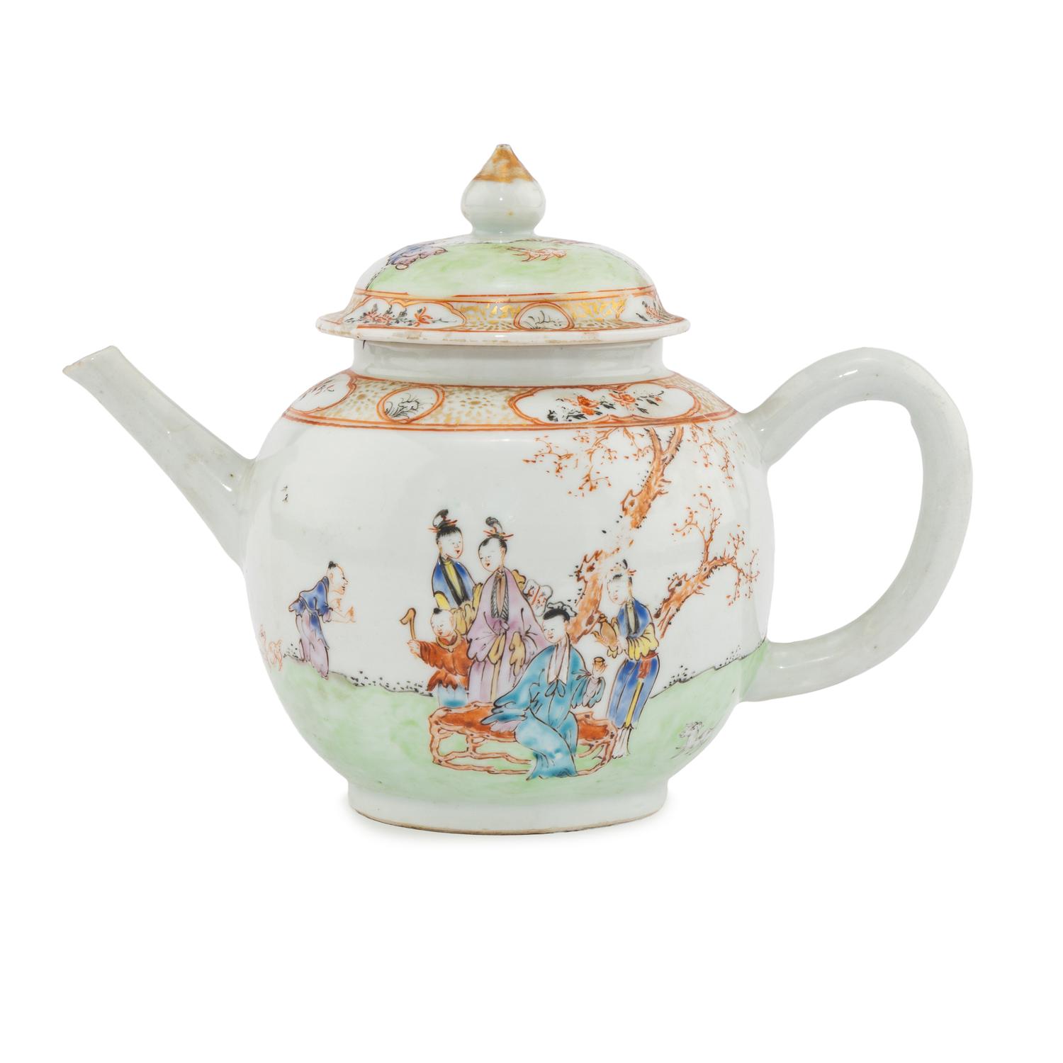 A Chinese Export Porcelain Teapot