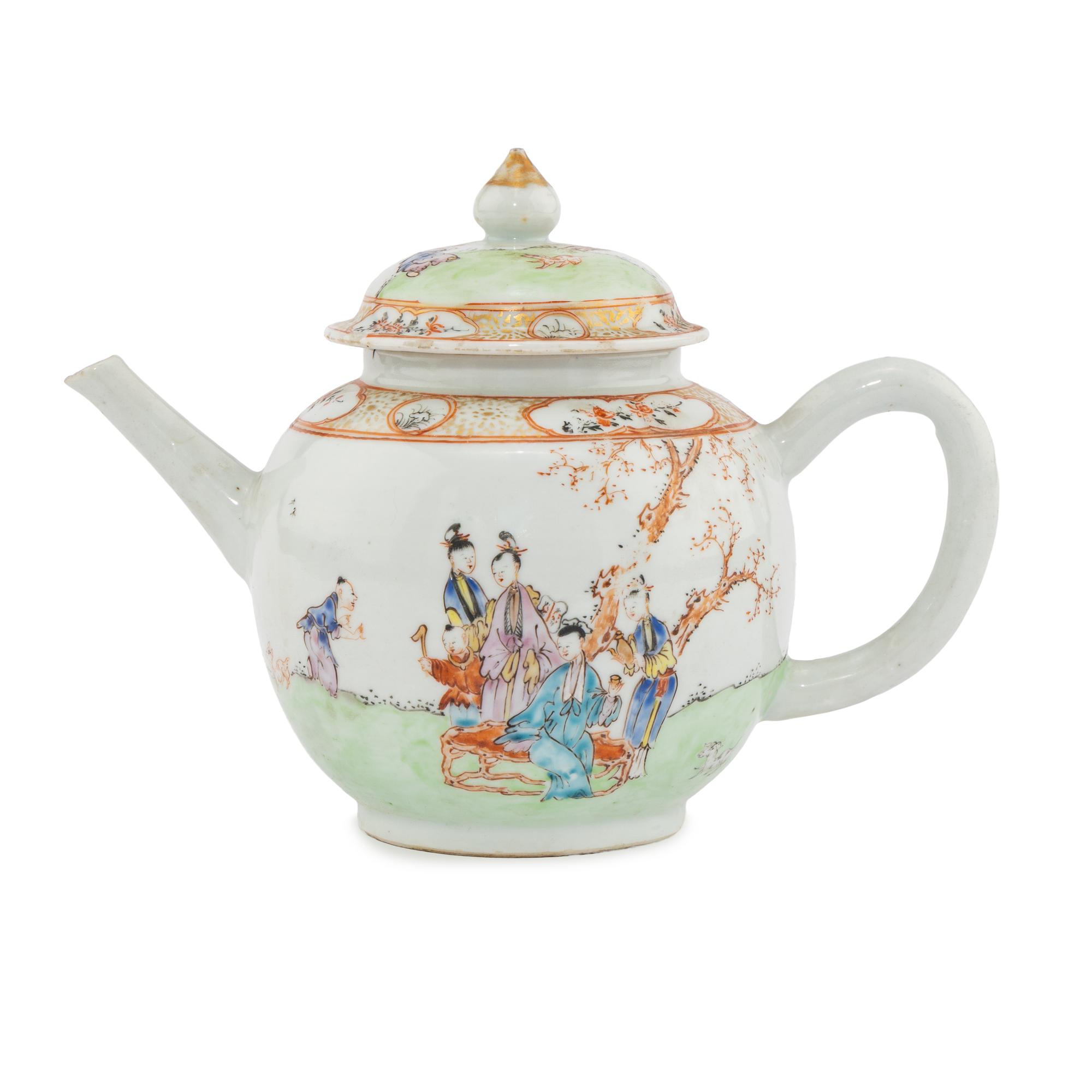 A Chinese Export Porcelain Teapot