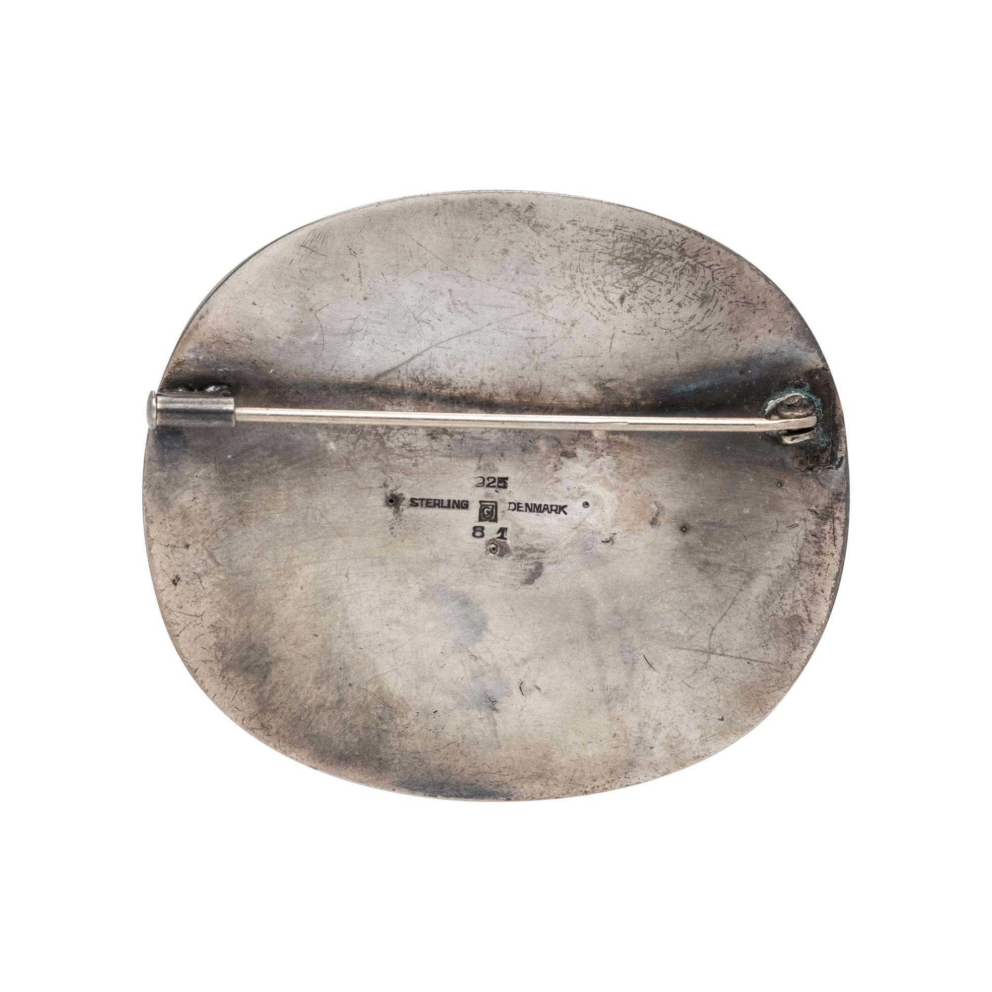 TWO FRATELLI PERUZZI PILL BOXES AND A GEORG JENSEN BROOCH