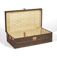 LOUIS VUITTON, ANTIQUE TRUNK