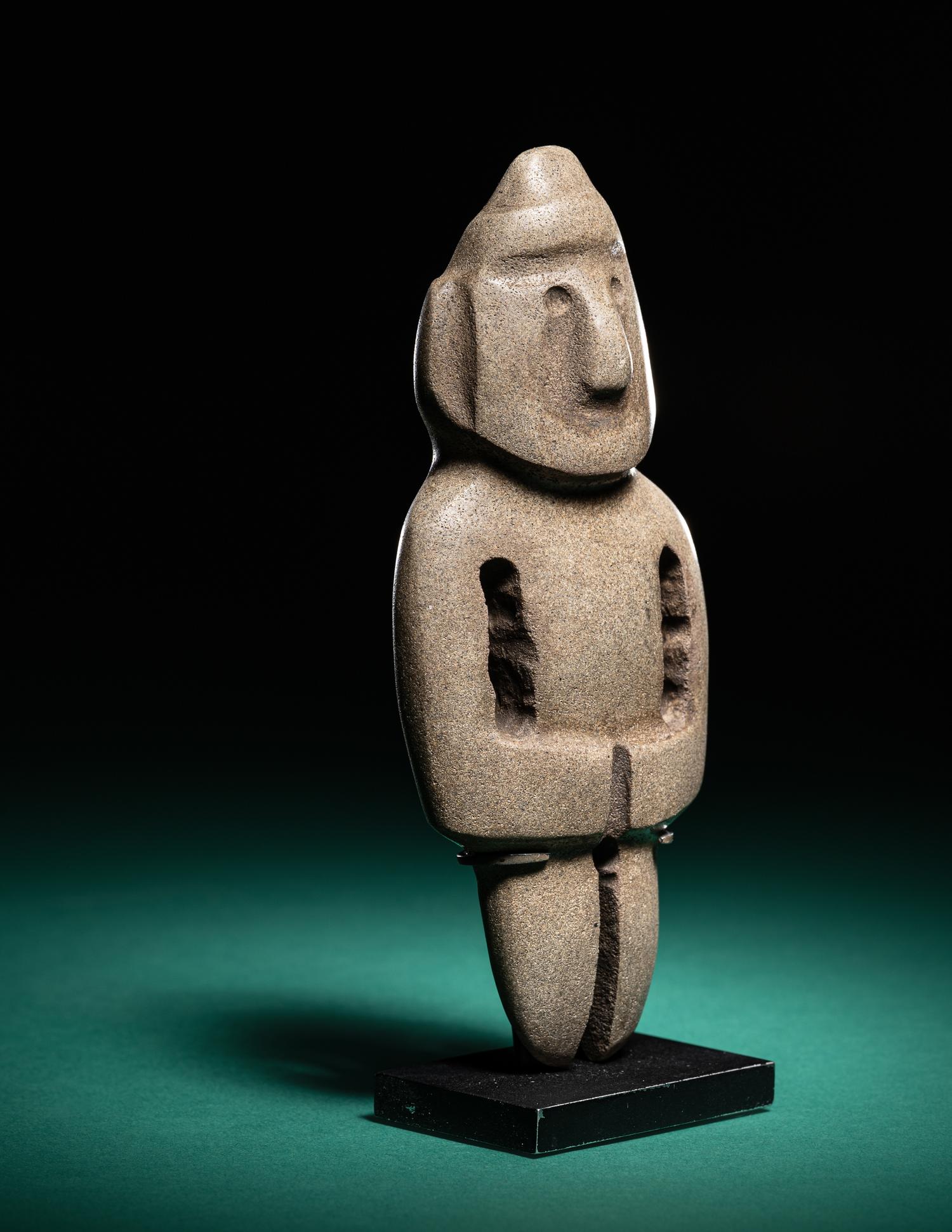 A Mezcala Metadiorite Figure with Headdress