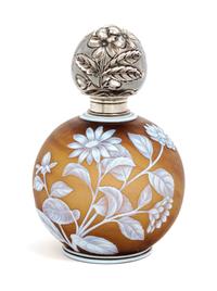 English, LATE 19TH CENTURY, a silver mounted cameo glass perfume bottle, of spherical for with floral and fern decoration