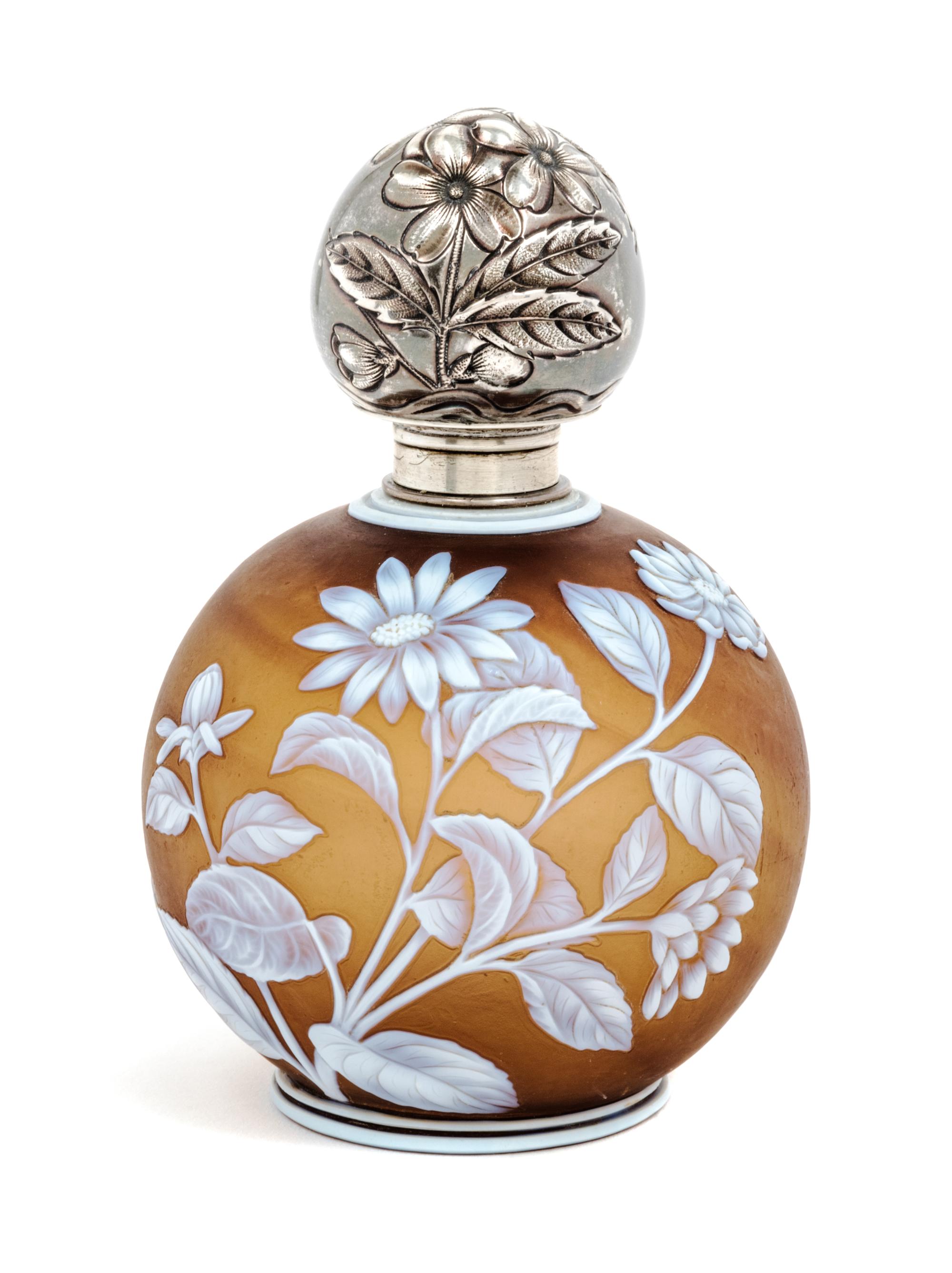 English, LATE 19TH CENTURY, a silver mounted cameo glass perfume bottle, of spherical for with floral and fern decoration